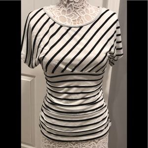 Bundle me 💰BCX Women’s striped Top/blouse